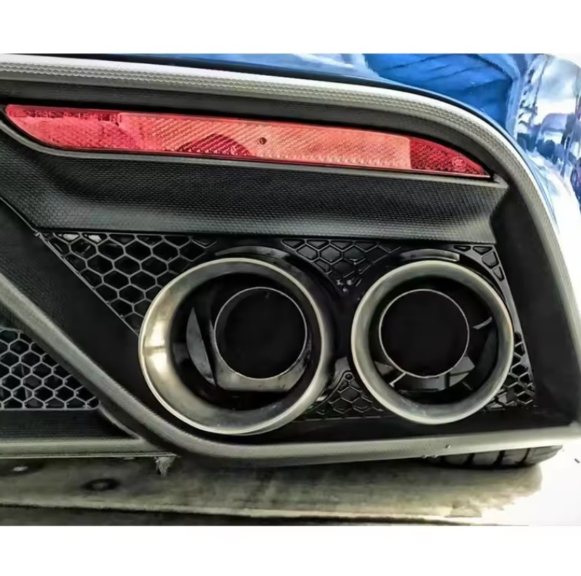 ბამპერის MUSTANG 2015-2017 ქვედა პლასმასი უკანა GT350 (მაყუჩის დაბოლოებით)